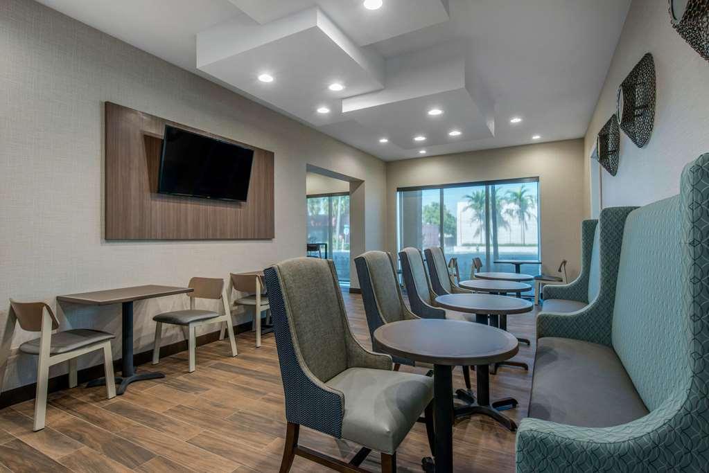 Comfort Suites Fort Lauderdale Airport & Cruise Port Dania Beach Restaurant photo