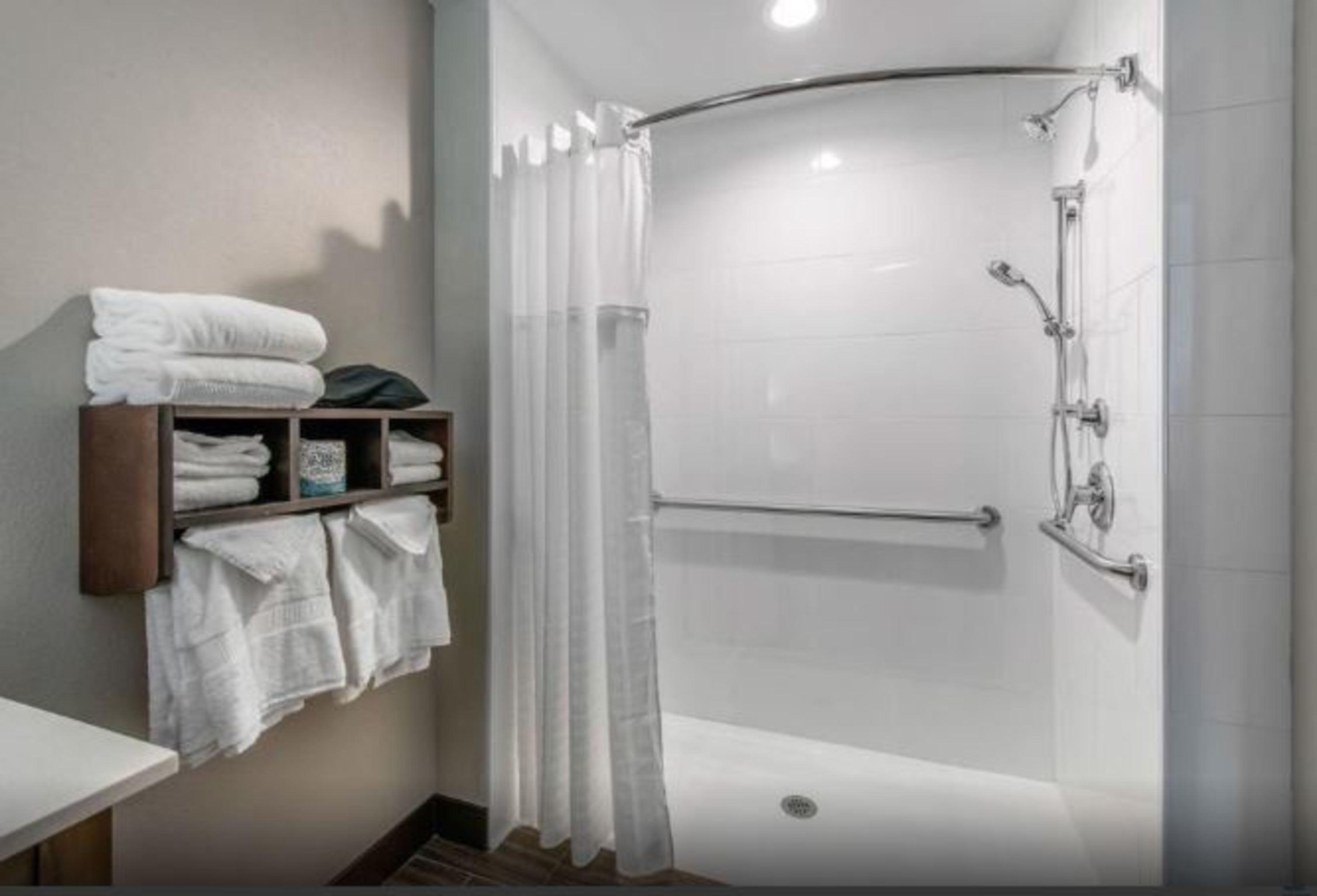 Comfort Suites Fort Lauderdale Airport & Cruise Port Dania Beach Exterior photo