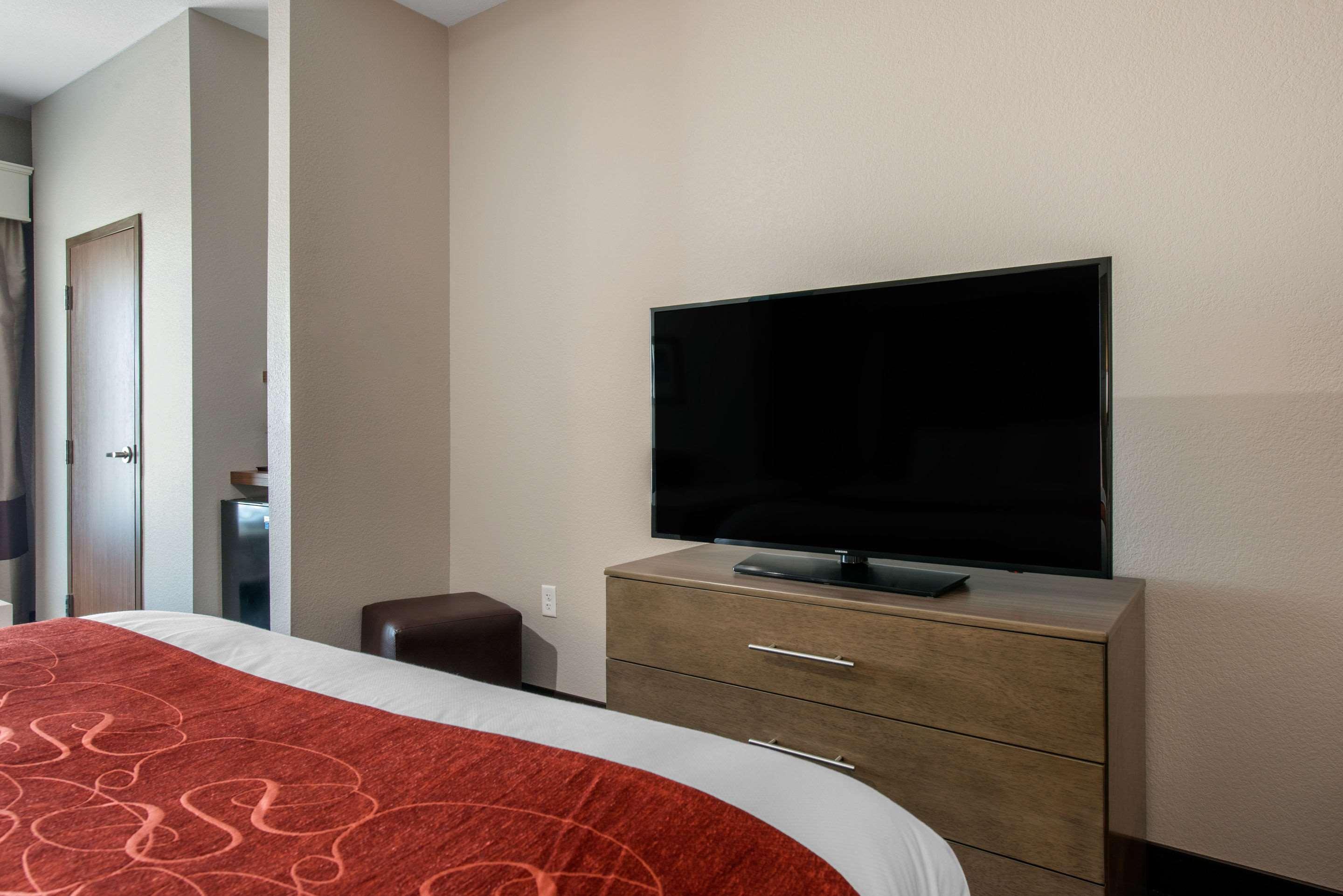 Comfort Suites Fort Lauderdale Airport & Cruise Port Dania Beach Exterior photo