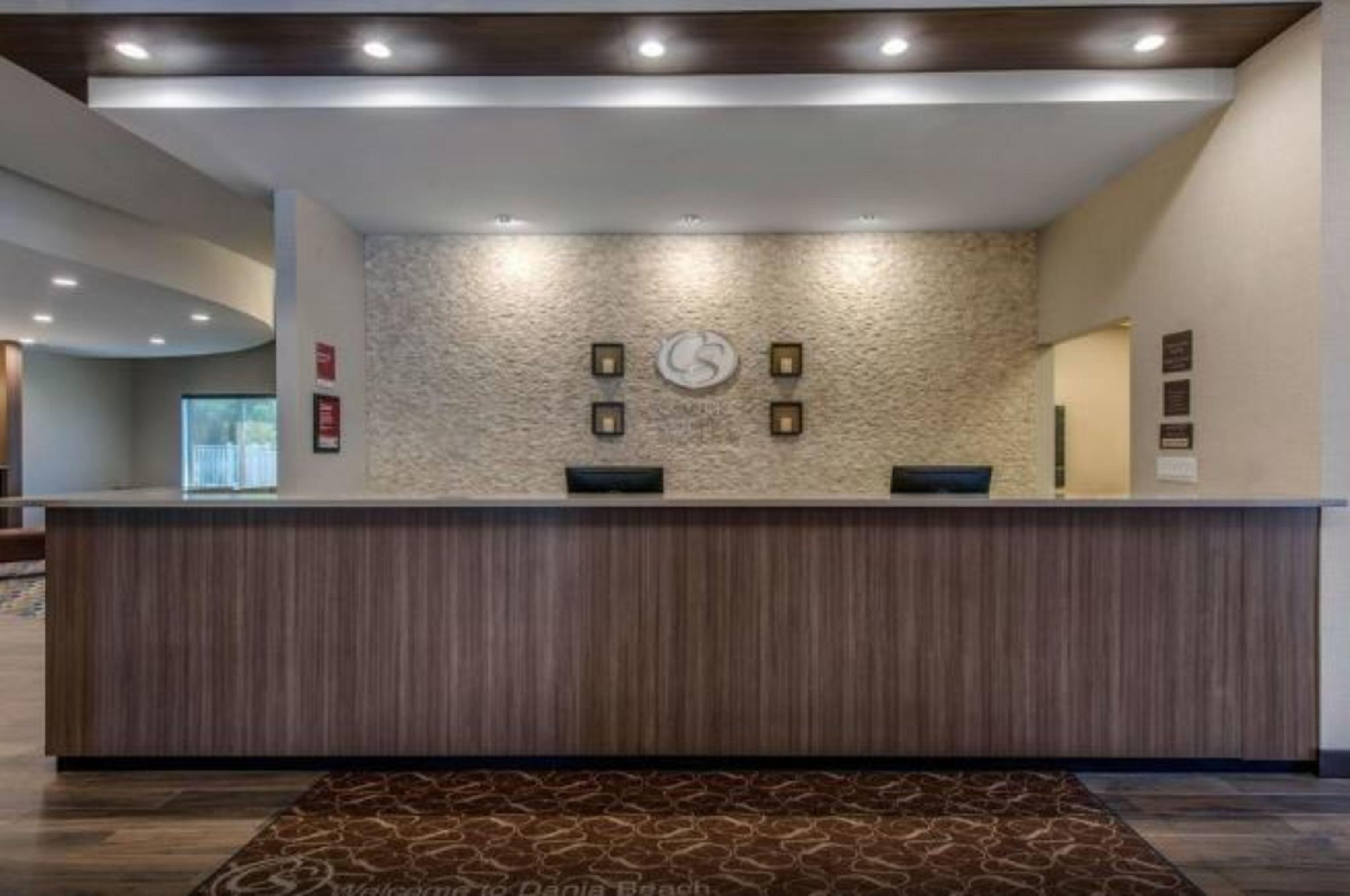 Comfort Suites Fort Lauderdale Airport & Cruise Port Dania Beach Exterior photo
